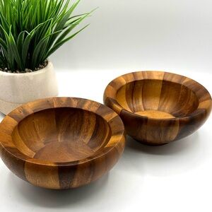 2 Acacia Wooden Salad Bowls, Yaro Style.